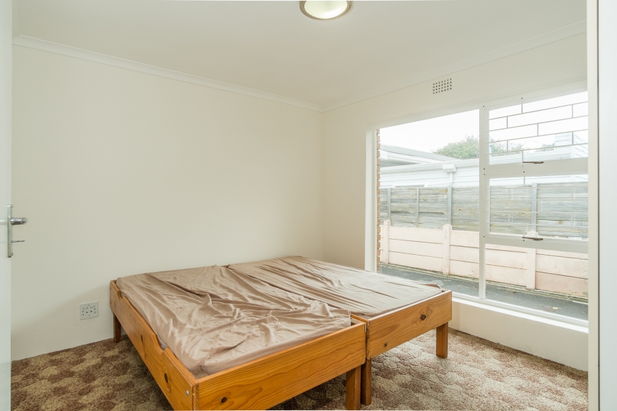 6 Bedroom Property for Sale in Kommetjie Western Cape